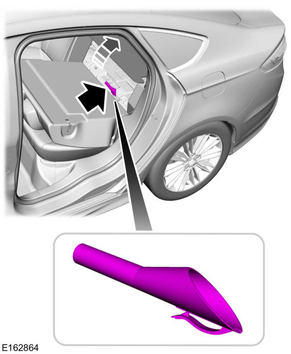 4 portas - Veículos com roda sobresselente de tamanho normal e 4 portas ou 5 portas - Veículos com jogo de mobilidade temporária